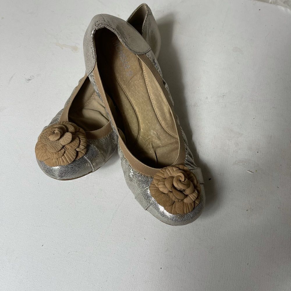 Michelle D Leather glitzy gold metallic flats SZ10